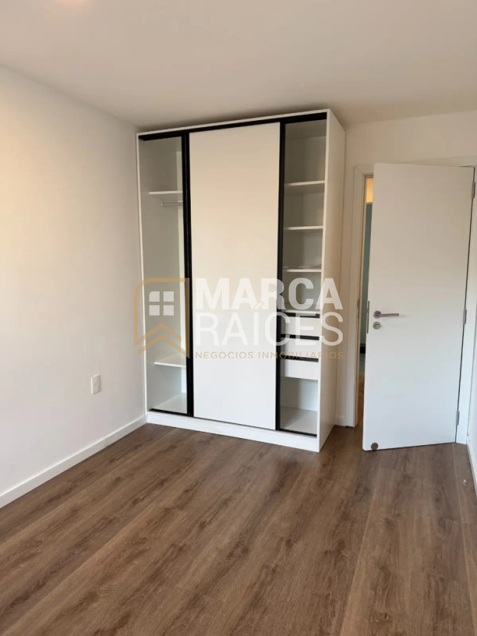 Apartamento ID.2090 - Alquiler Apartamento 1 Dormitorio y medio Centro Montevideo