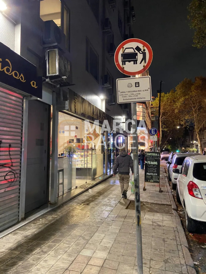 Apartamento ID.2067 - Alquiler Apartamento 3 Dormitorios Centro Montevideo