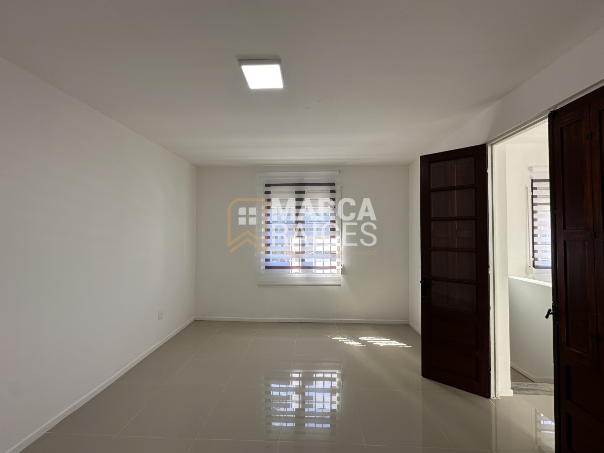 Apartamento ID.1334 - Venta casa ph 3 dormitorios entrada independiente con terraza cerca del Antel Arenas Montevideo