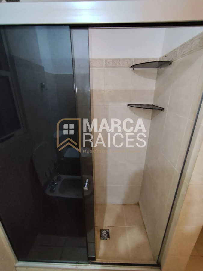 Apartamento ID.2067 - Alquiler Apartamento 3 Dormitorios Centro Montevideo