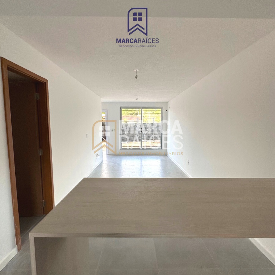 Apartamento ID.270 - Venta casa 2 Dormitorios 2 baños Patio con Parrillero garaje incluido a estrenar Solymar Montevideo