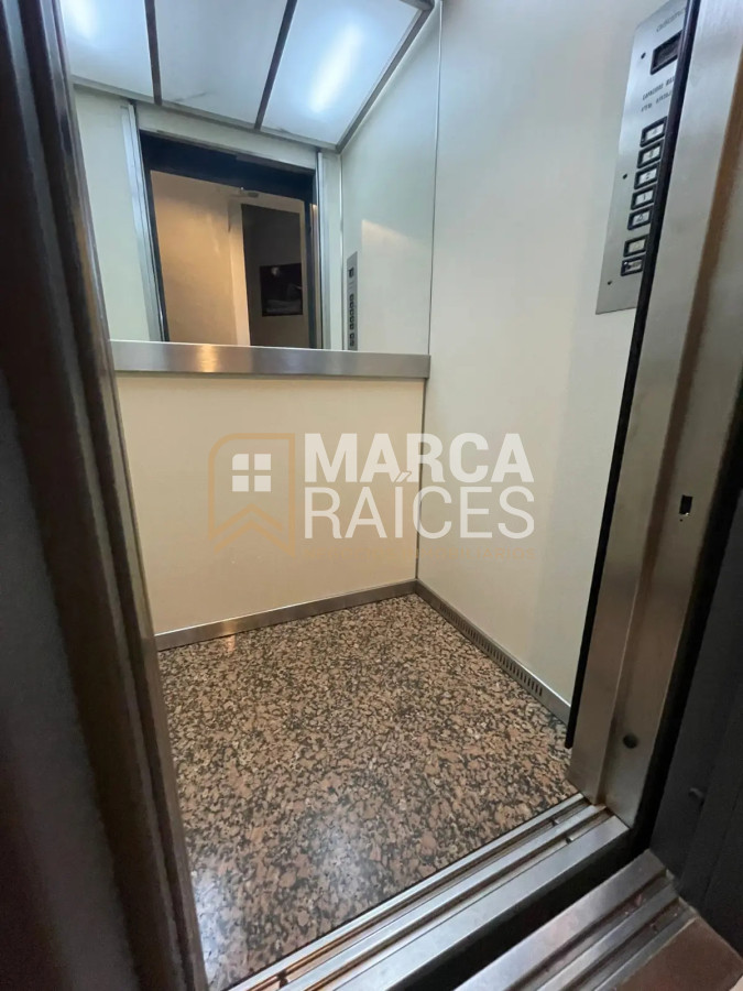Apartamento ID.1474 - Alquilo apartamento de 1 dormitorio amueblado con cochera en Centro, Montevideo.