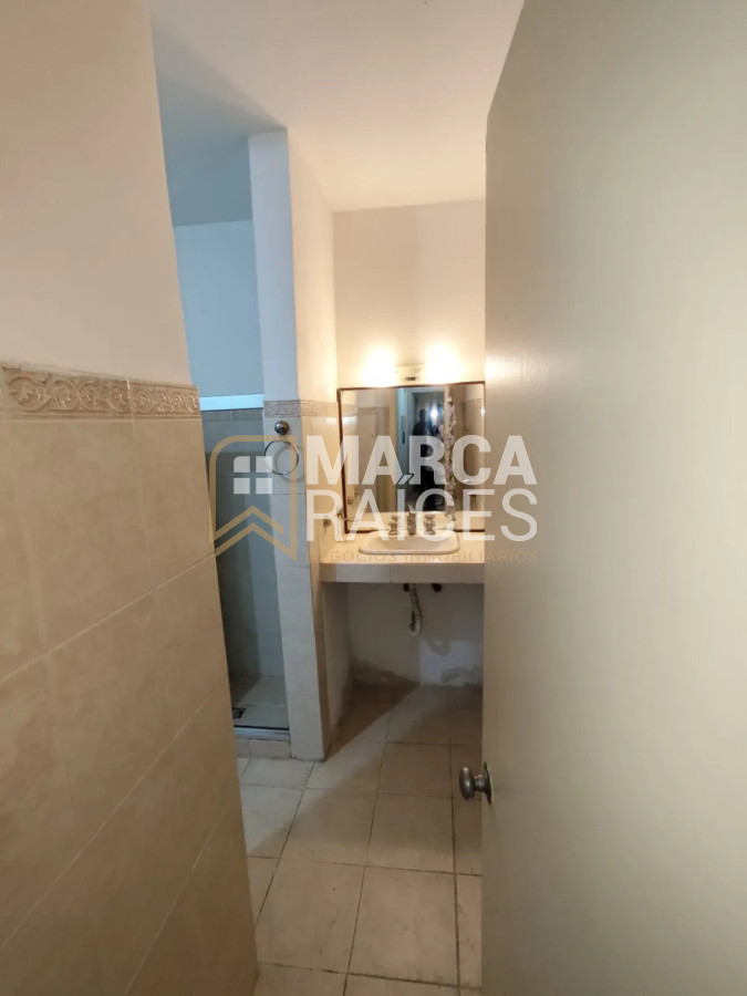 Apartamento ID.2067 - Alquiler Apartamento 3 Dormitorios Centro Montevideo