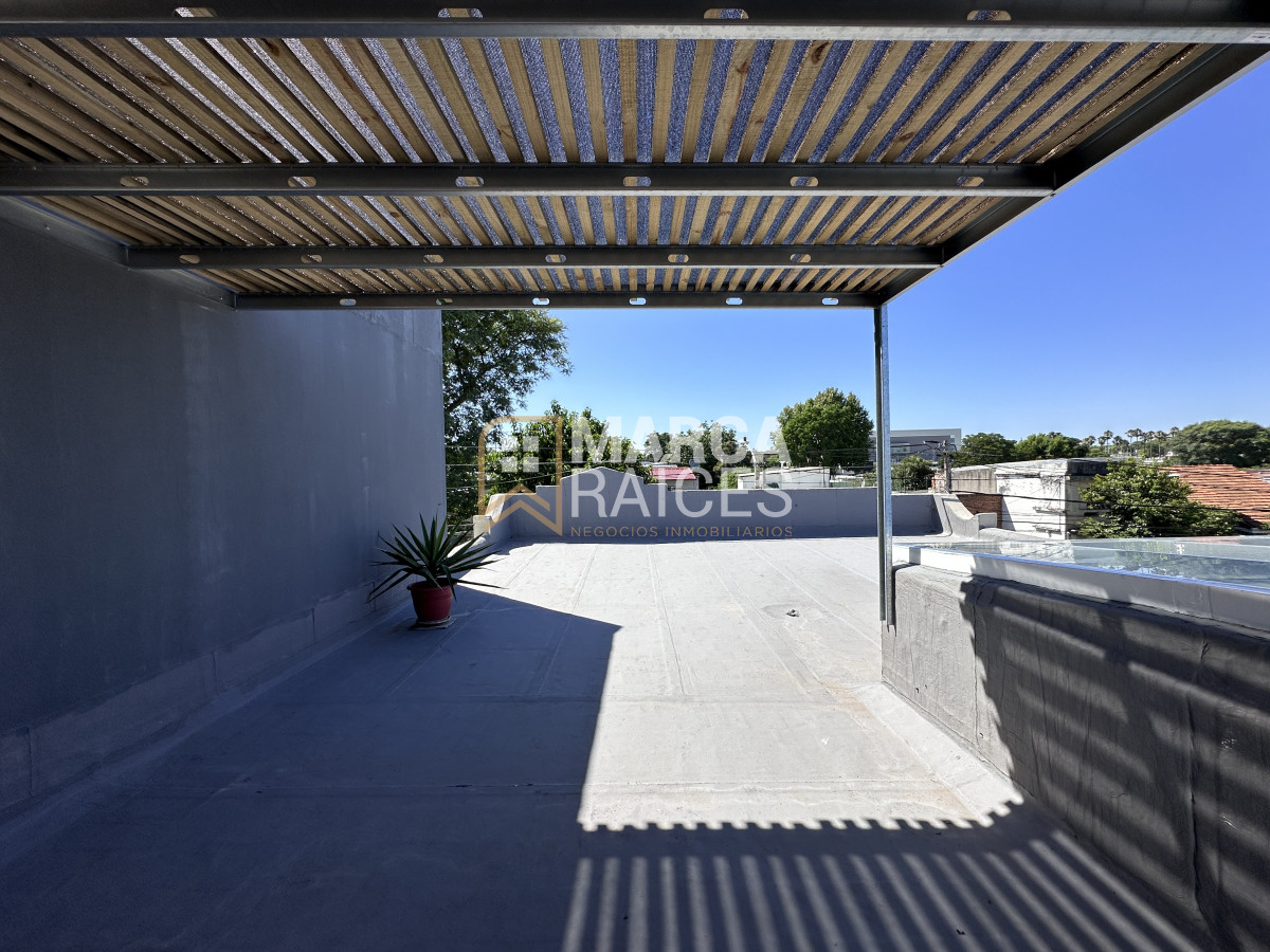 Apartamento ID.1334 - Venta casa ph 3 dormitorios entrada independiente con terraza cerca del Antel Arenas Montevideo