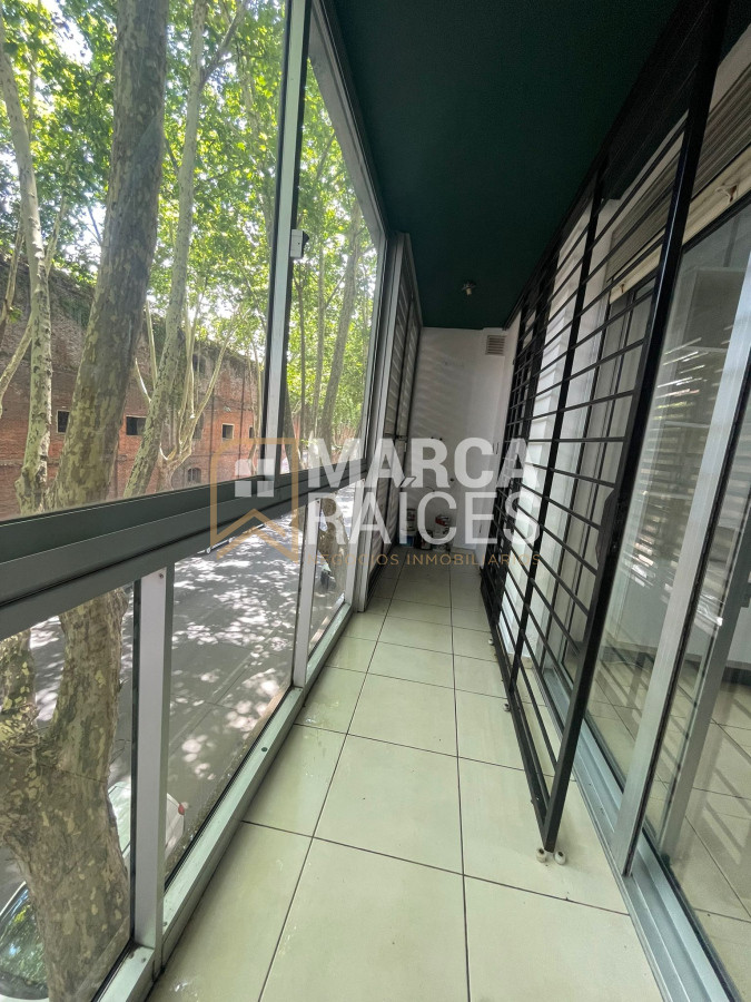 Apartamento ID.1474 - Alquilo apartamento de 1 dormitorio amueblado con cochera en Centro, Montevideo.