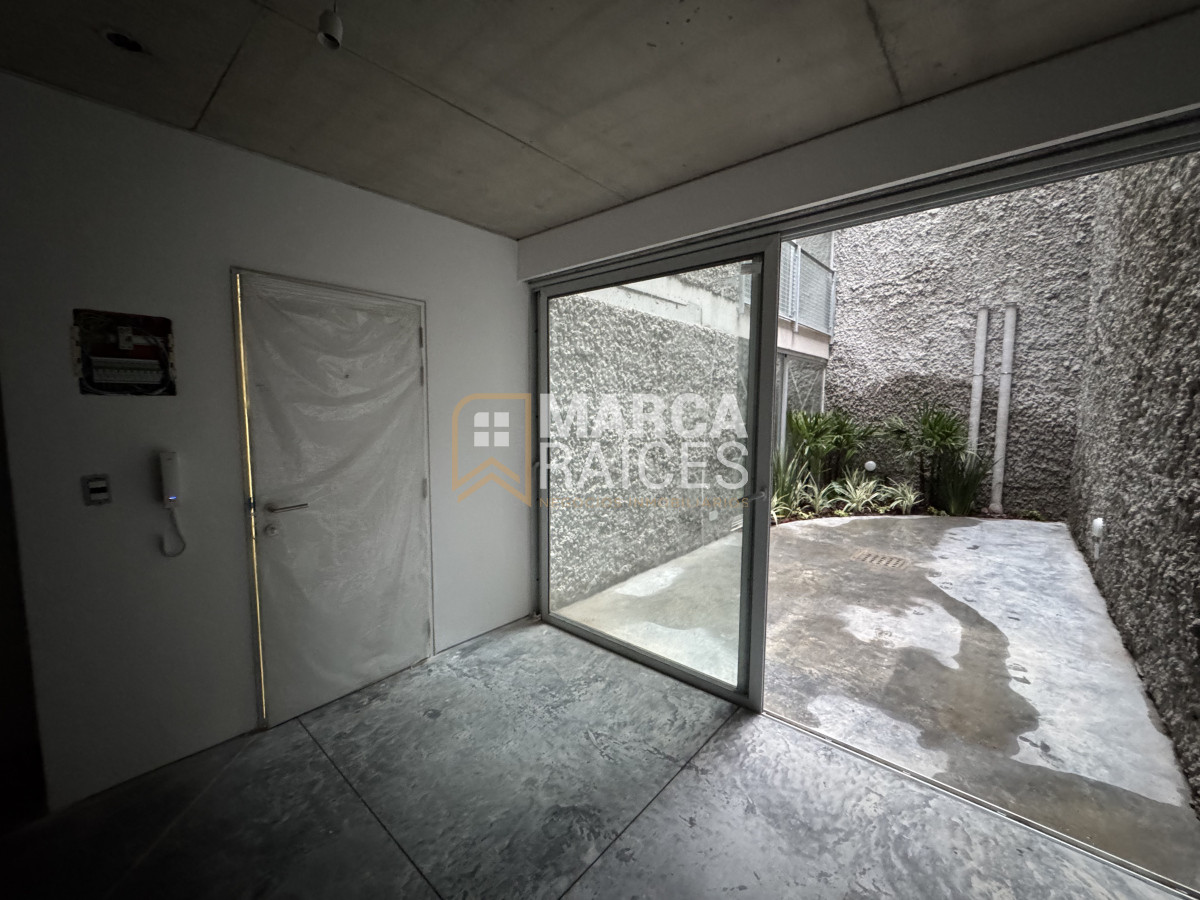 Apartamento ID.889 - Venta Apartamento 1 Dormitorio con patio en construccion Palermo Montevideo