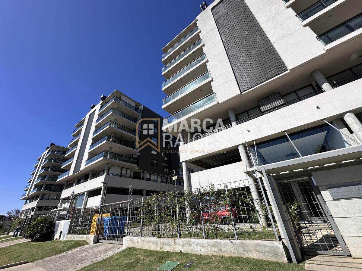 Apartamento ID.1425 - Venta Apartamento 3 Dormitorios a estrenar Lago Calcagno Ciudad de la Costa Canelones