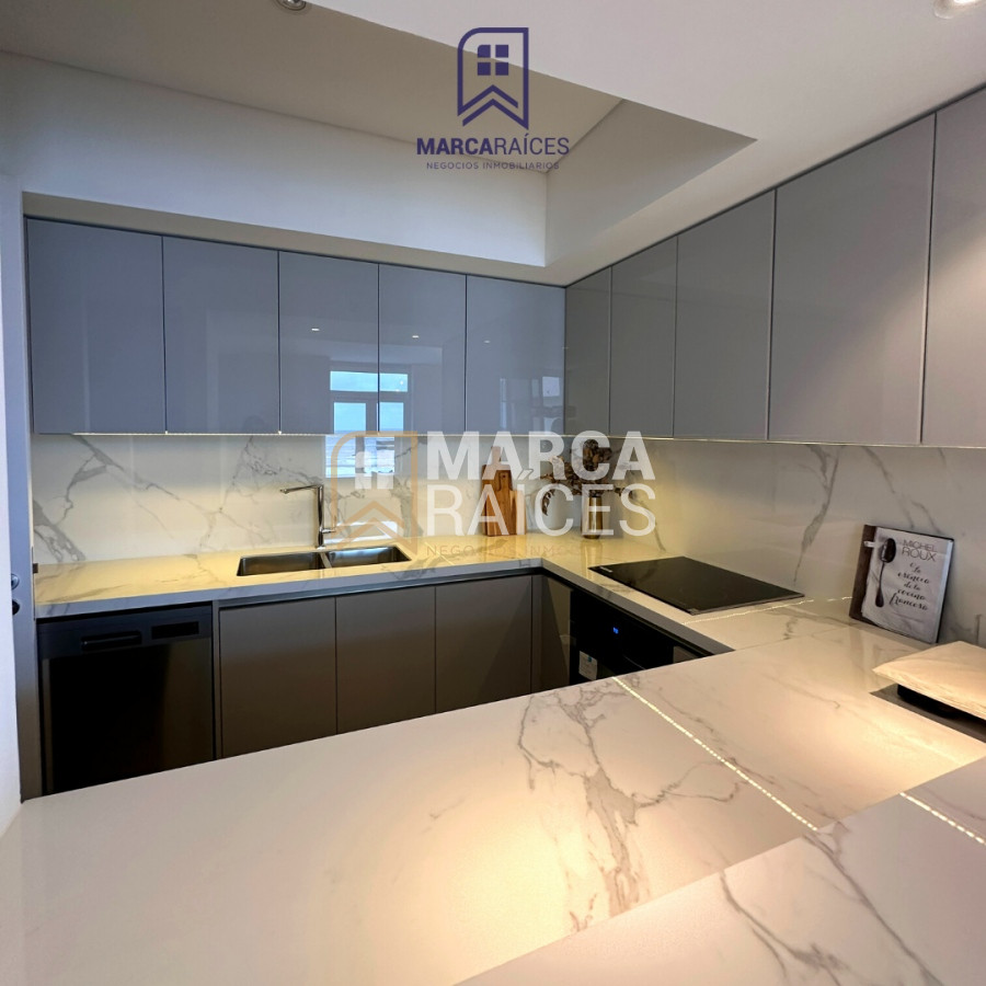 Apartamento ID.519 - Venta Apartamento a estrenar 2 Dormitorios 2 baños Garage frente a la rambla Carrasco Montevideo