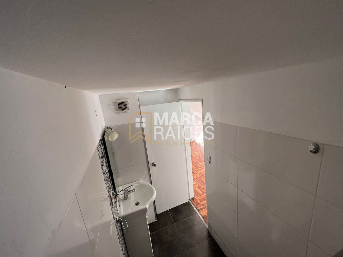 Apartamento ID.185 - Alquiler Apartamento 1 Dormitorio al Frente Planta Baja Cordon Sur Montevideo