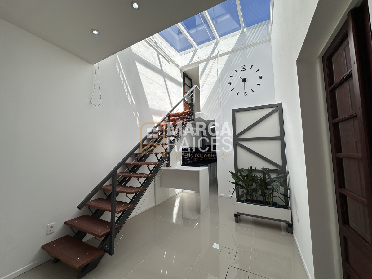 Apartamento ID.1334 - Venta casa ph 3 dormitorios entrada independiente con terraza cerca del Antel Arenas Montevideo