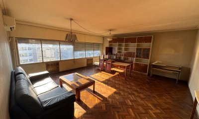 Venta Apartamento 2 Dormitorios 2 Baños Balcon Al Frente Piso 9 Aguada Montevideo