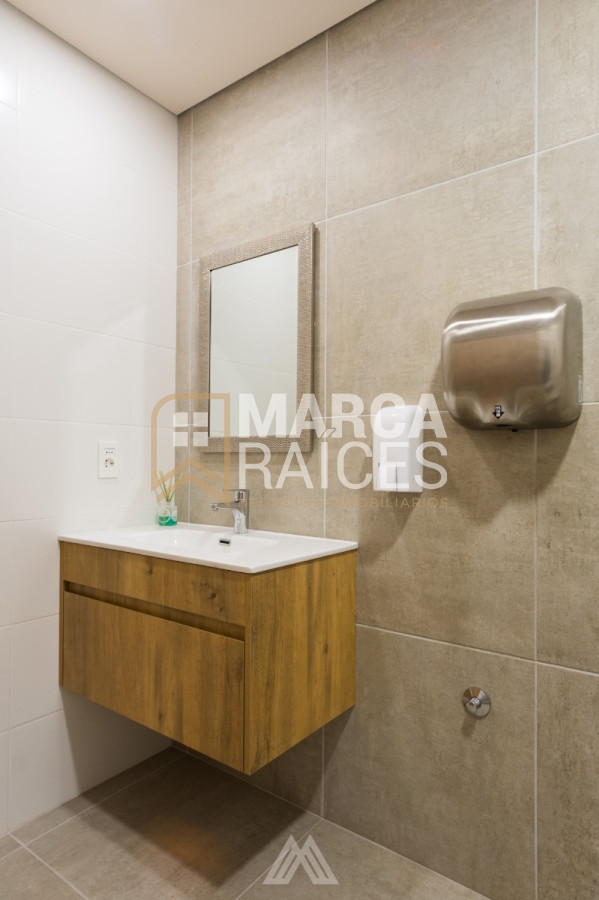 Oficina ID.732 - Venta Oficina Con Buena Rentabilidad Garage Cordon Sur Montevideo