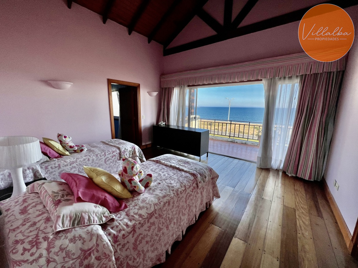 Casa ID.2971 - Espectacular Mansión frente al Mar en Punta del Este
