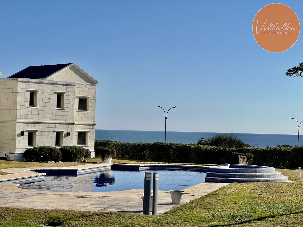 Casa ID.2971 - Espectacular Mansión frente al Mar en Punta del Este