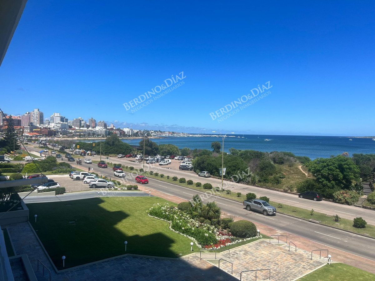 Apartamento ID.2460 - Apartamento Sobre al Mar en Playa Mansa