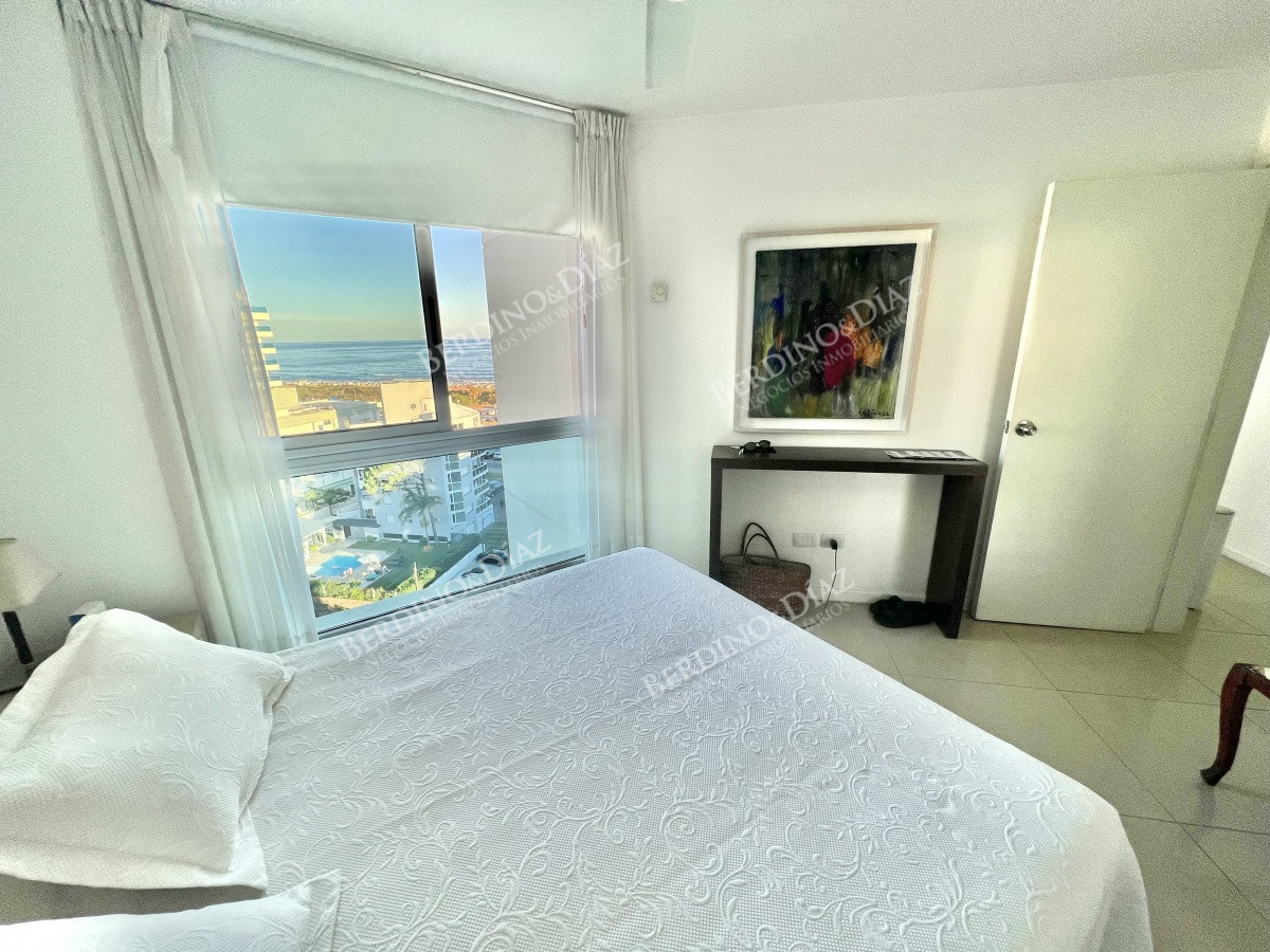 Apartamento ID.1707 - Apartamento en venta en Playa Brava 3dormitorios y dependencia