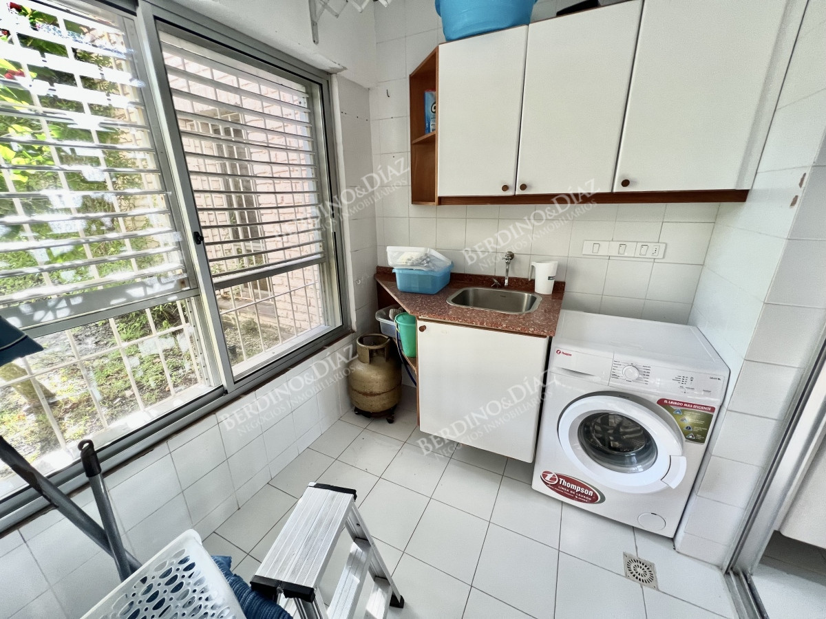 Apartamento ID.1913 - Semipiso de mas de 200 m2 frente al mar