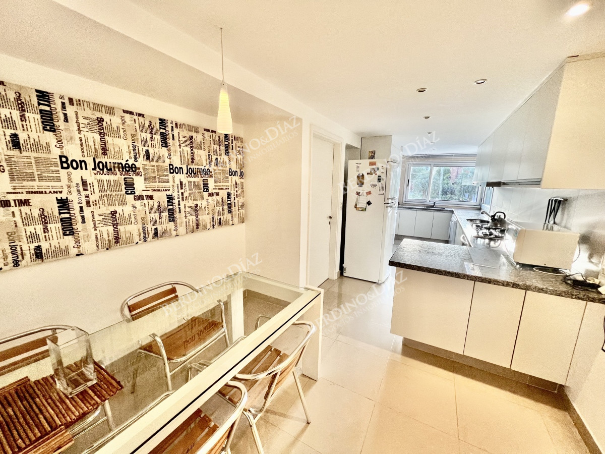 Apartamento ID.1919 - Apartmento frente al mar en la Playa Brava