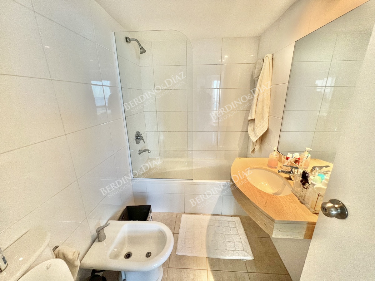 Apartamento ID.1707 - Apartamento en venta en Playa Brava 3dormitorios y dependencia