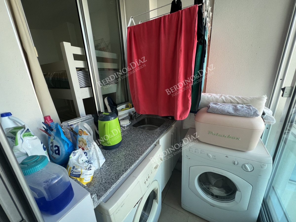 Apartamento ID.1707 - Apartamento en venta en Playa Brava 3dormitorios y dependencia