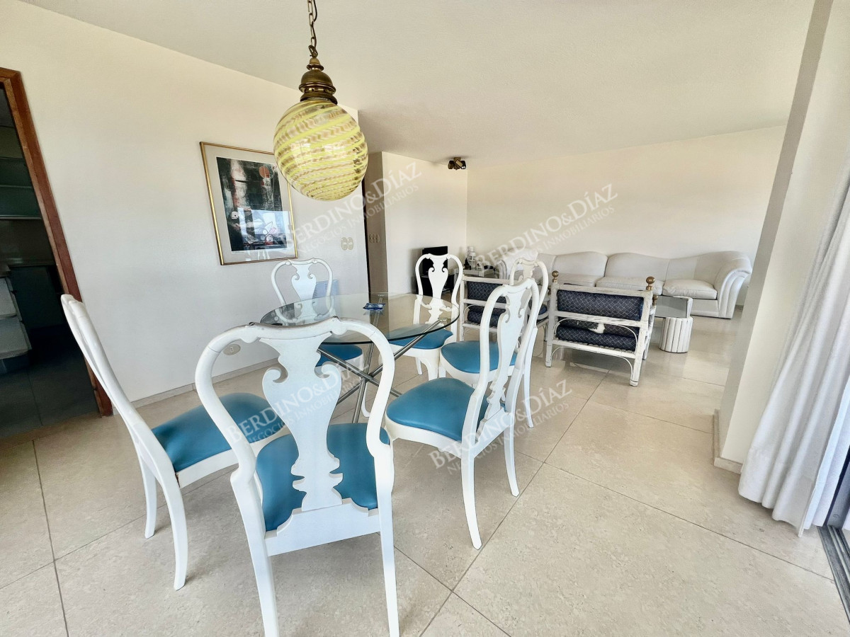 Apartamento ID.2460 - Apartamento Sobre al Mar en Playa Mansa