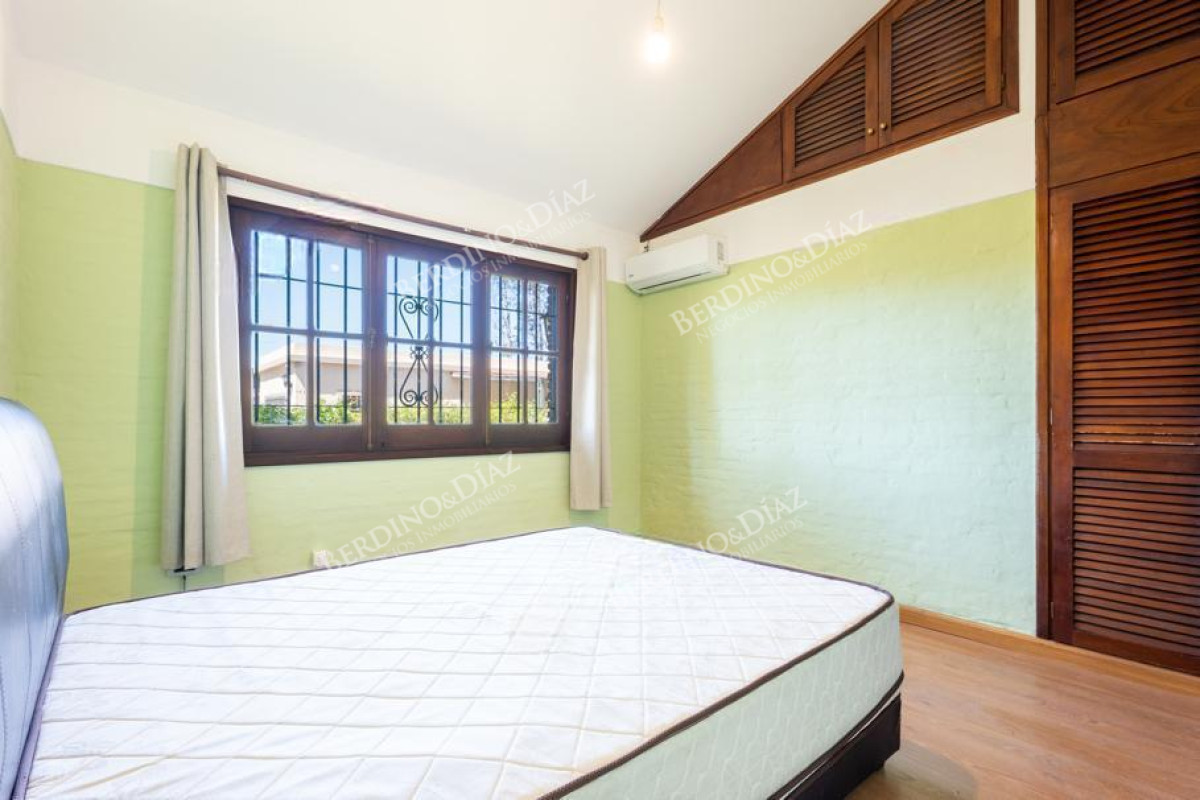 Casa ID.2428 - Oportunidad en venta Casa zona de colegios 