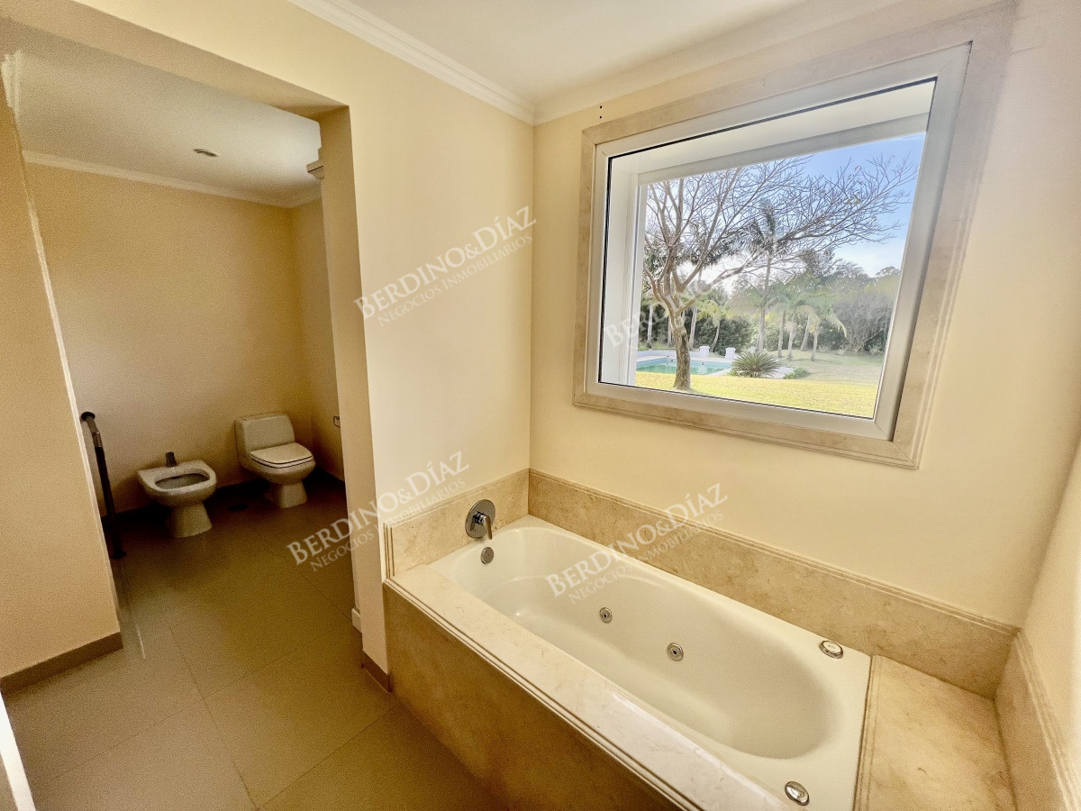 Casa ID.1957 - Oportunidad Mansión exclusiva en venta Punta del Este