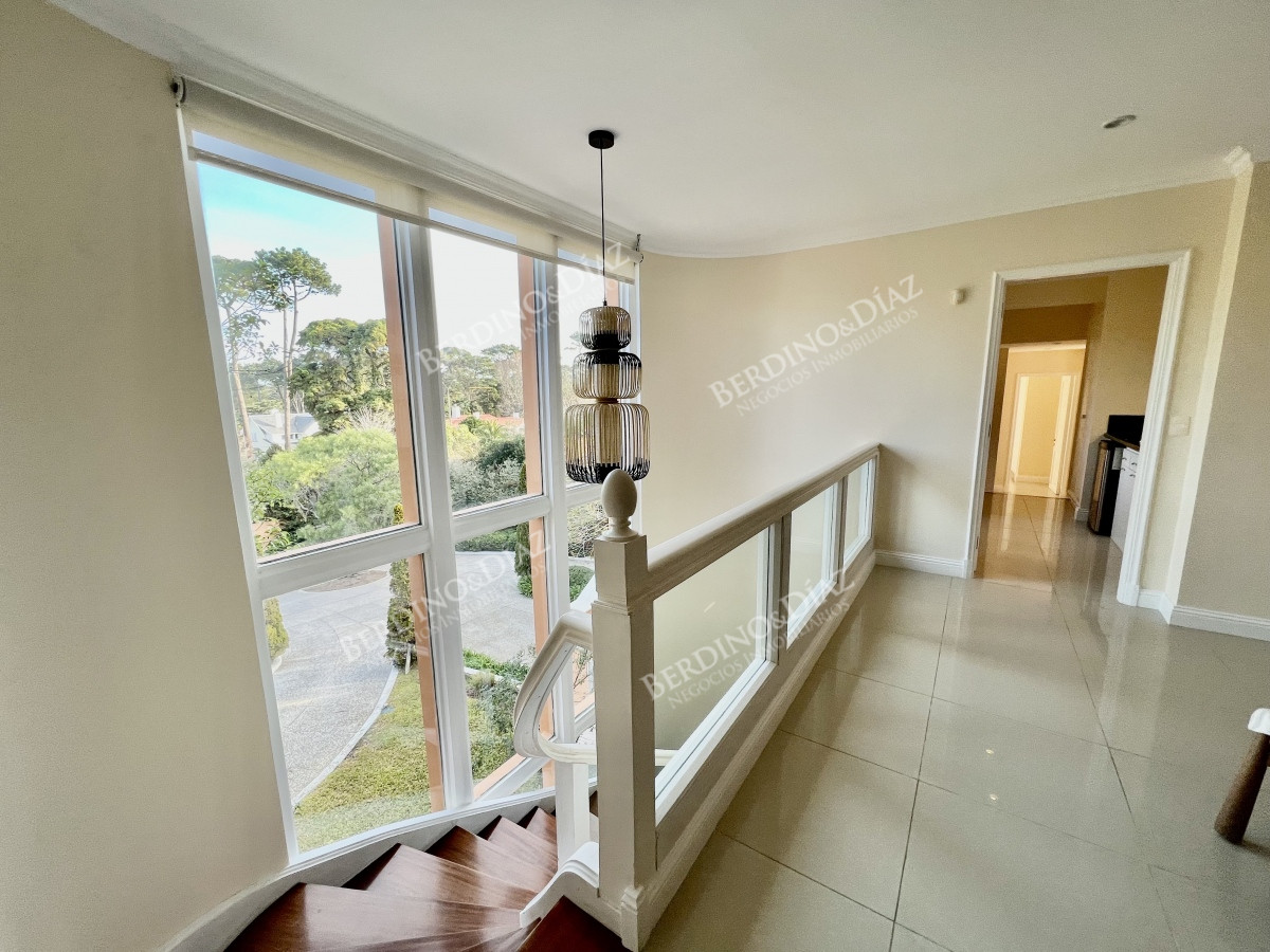 Casa ID.1957 - Oportunidad Mansión exclusiva en venta Punta del Este