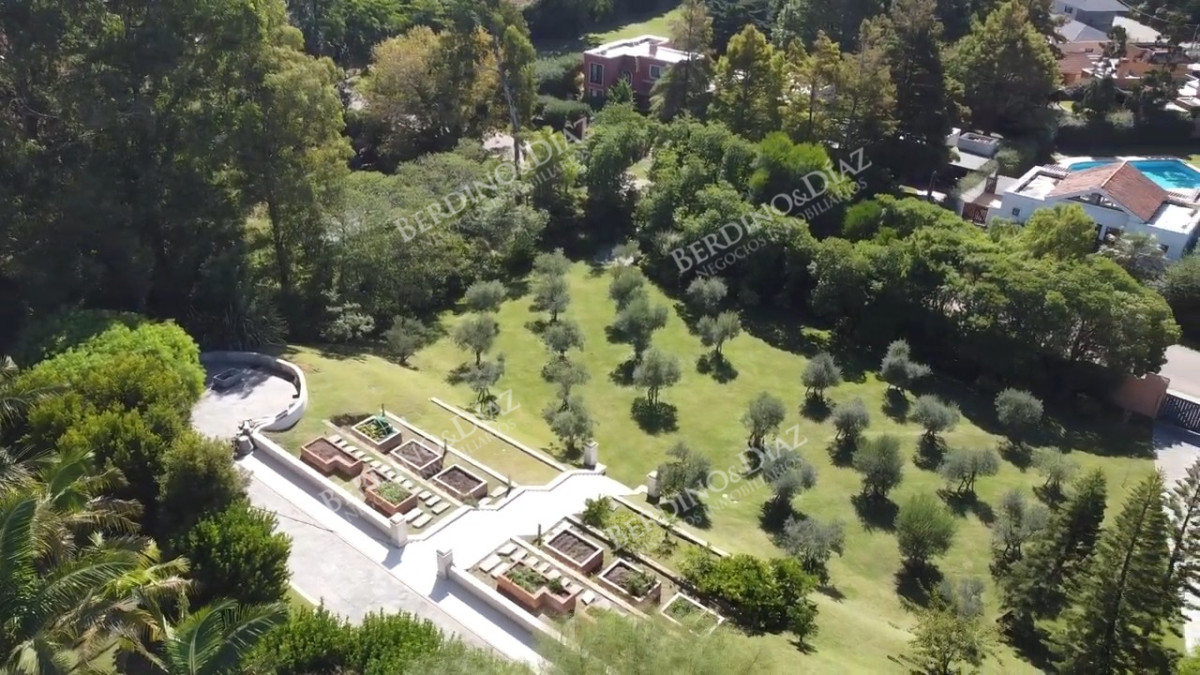Casa ID.1957 - Oportunidad Mansión exclusiva en venta Punta del Este
