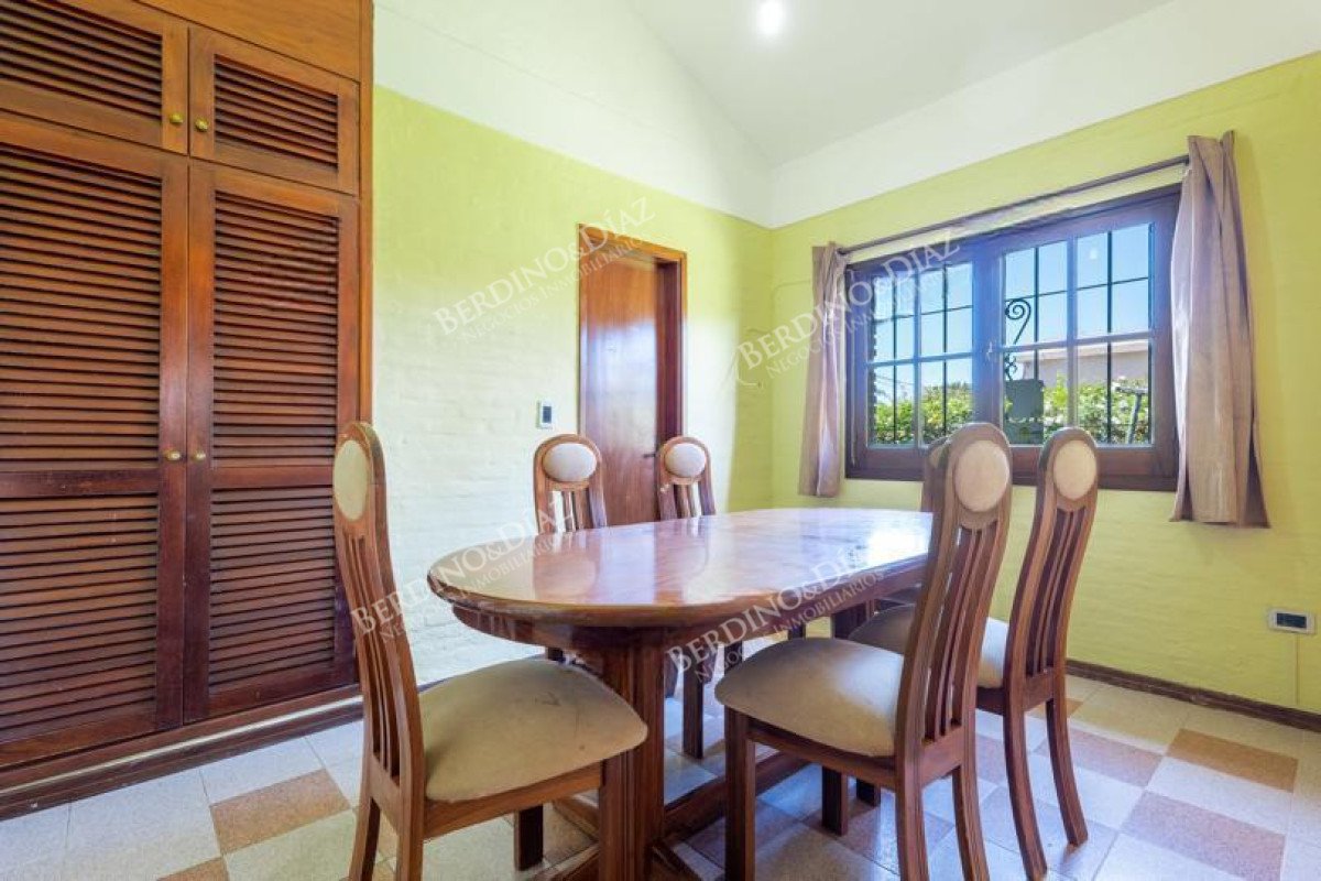 Casa ID.2428 - Oportunidad en venta Casa zona de colegios 