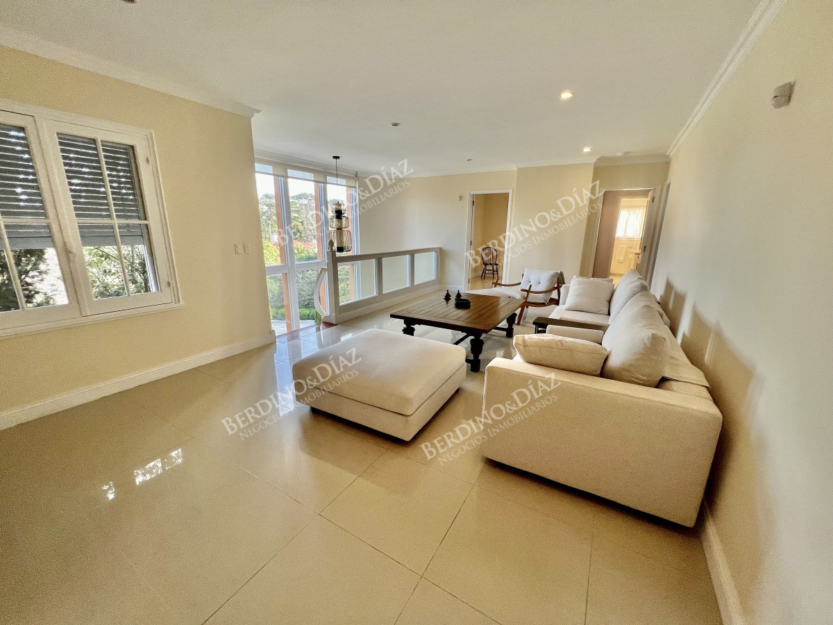 Casa ID.1957 - Oportunidad Mansión exclusiva en venta Punta del Este