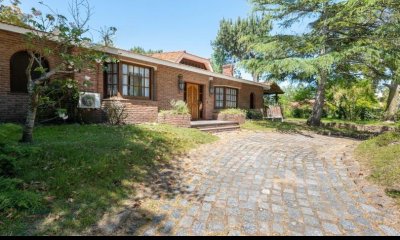 Oportunidad en venta Casa zona de colegios