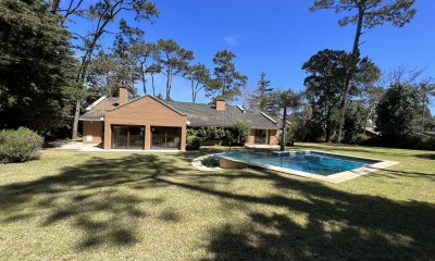 Excepcional Chalet en Venta en San Rafael, Punta del Este