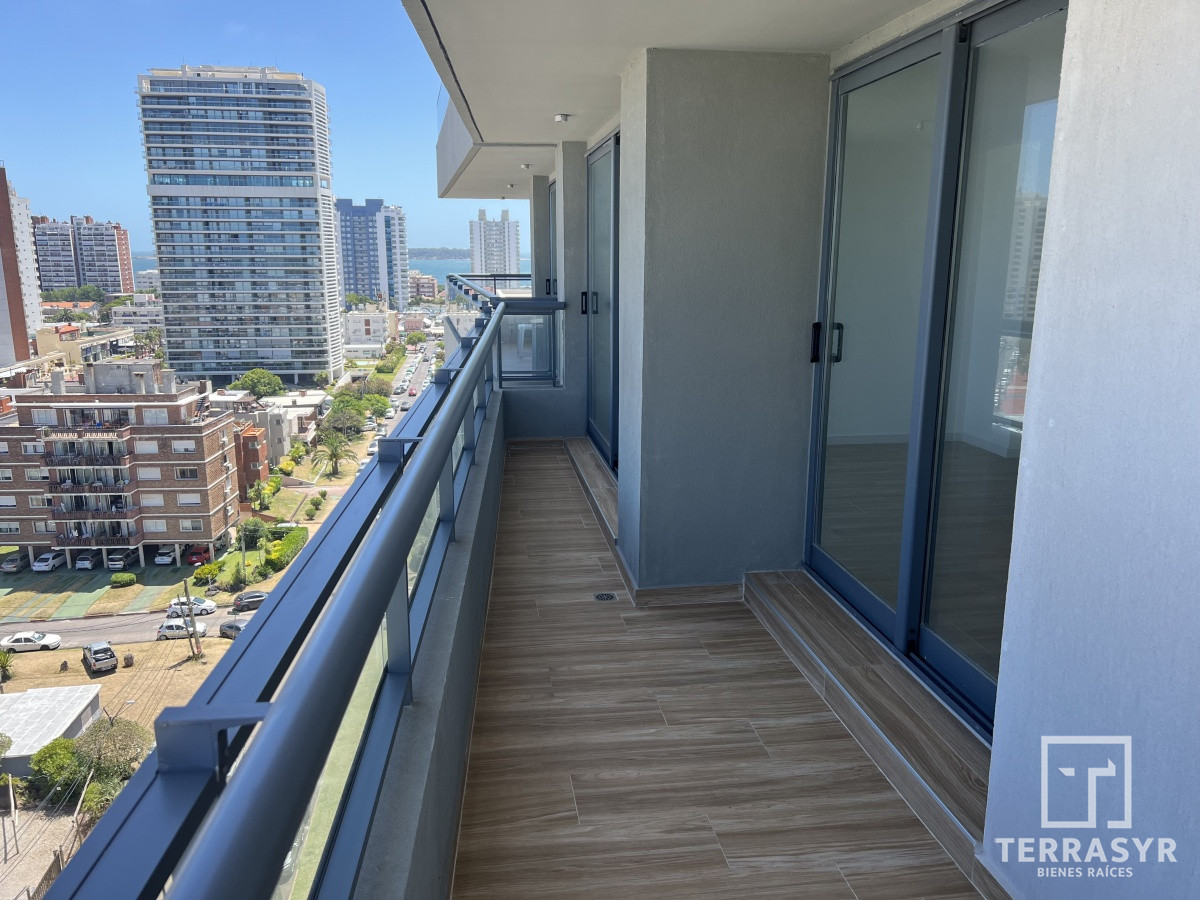 Apartamento ID.199 - A ESTRENAR. Apartamento de 2 dormitorios con vista a la Brava