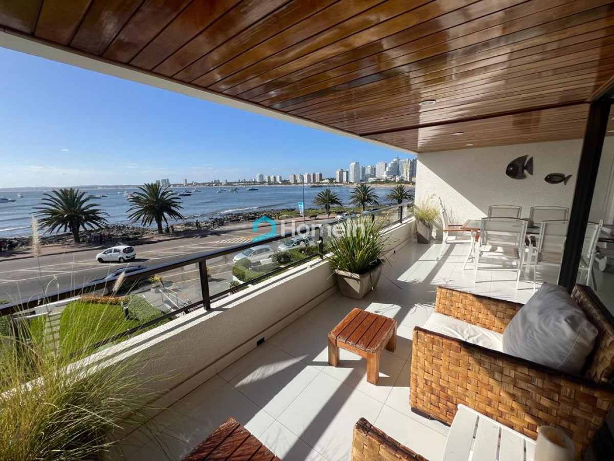 Apartamento ID.2147 - Apartamento de 3 Dormitorios en el Puerto
