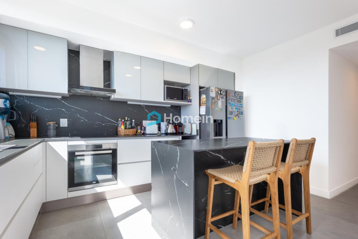 Apartamento ID.2130 - Apartamento esquinero en VENETIAN