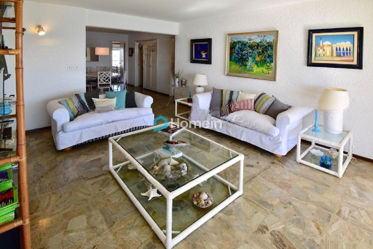 Apartamento ID.2110 - Apartamento de 3 Dormitorio en Playa Mansa