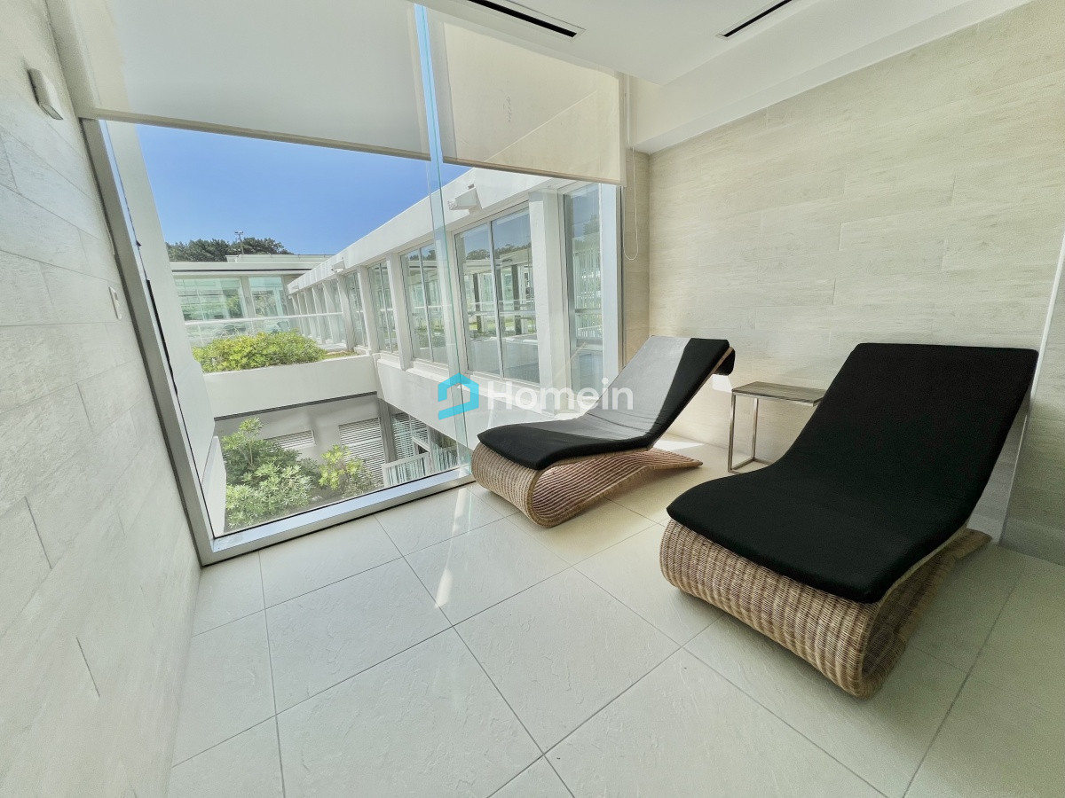 Apartamento ID.889 - Espectacular apartamento en la Playa Brava. Tiburon 3, un privilegio. 