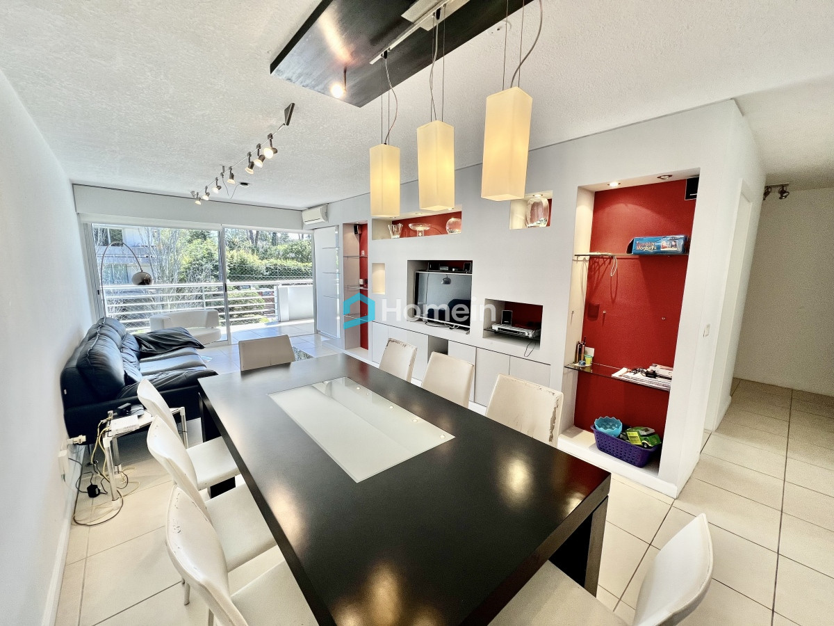 Apartamento ID.2077 - Apartamento con Parrillero Propio a 300 metros de la Mansa. 