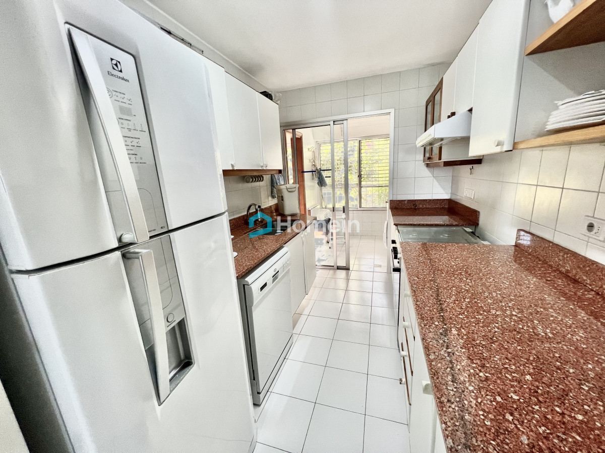 Apartamento ID.1957 - Semipiso de mas de 200 m2 frente al mar