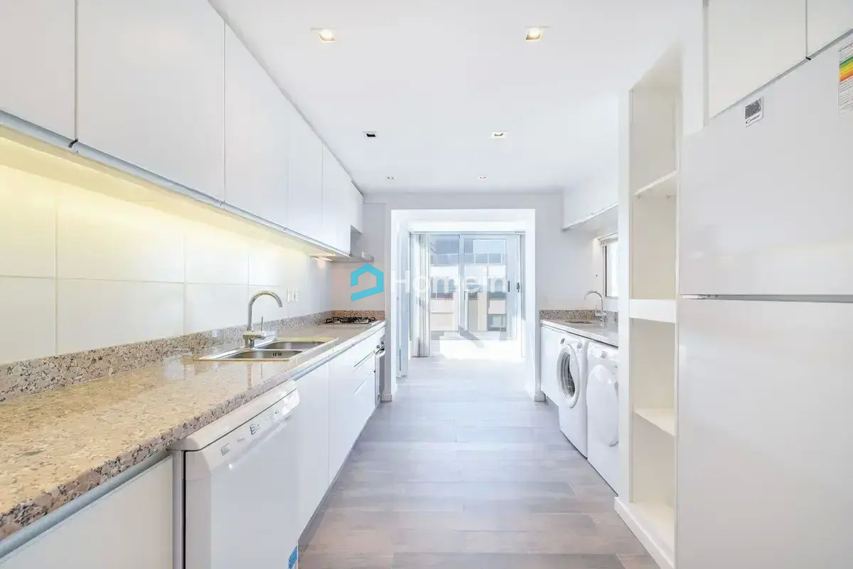 Apartamento ID.724 - ¡Espectacular Oportunidad! PentHouse sobre la Playa Mansa