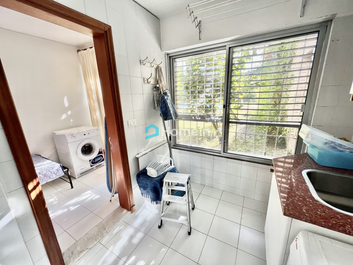 Apartamento ID.1957 - Semipiso de mas de 200 m2 frente al mar