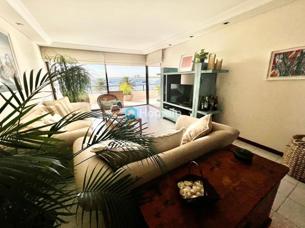 Apartamento ID.2147 - Apartamento de 3 Dormitorios en el Puerto