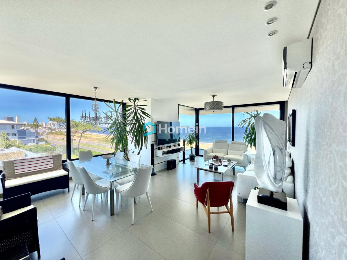 Apartamento ID.2158 - Apartamento de 3 Dormitorios en Suite en Playa Mansa