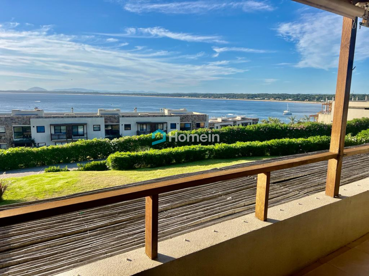 Apartamento ID.2148 - Apartamento de 2 Dormitorios en Suite en Punta Ballena