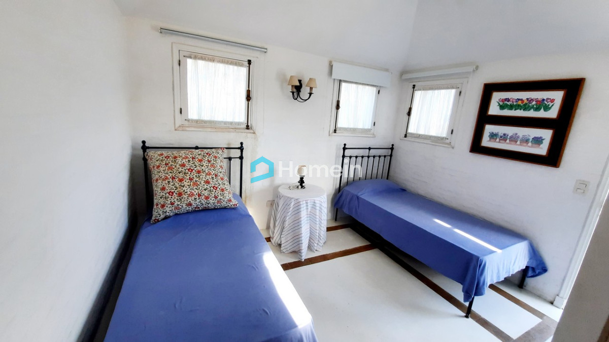 Casa ID.851 - Espectacular Residencia en La Barra con Vista al Mar