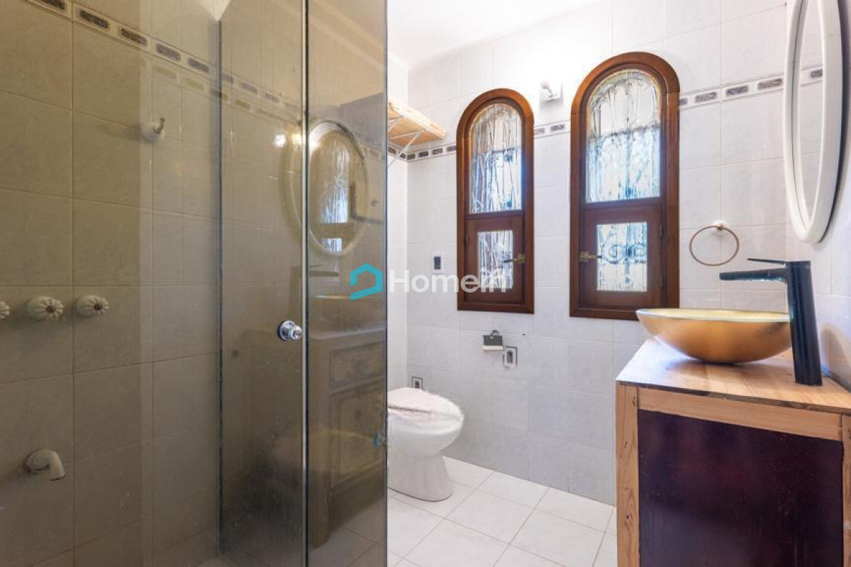 Casa ID.2132 - Esplendida Residencia a metros de los Colegios