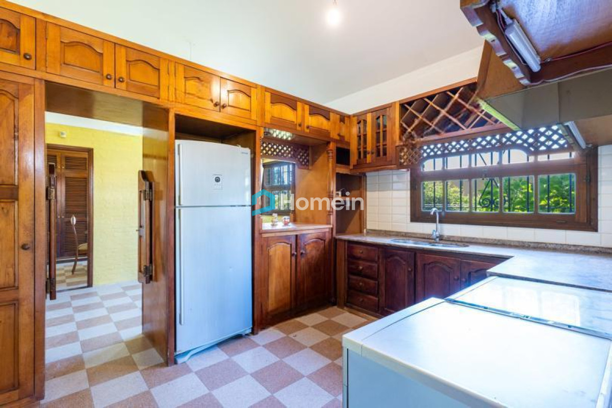 Casa ID.2132 - Esplendida Residencia a metros de los Colegios