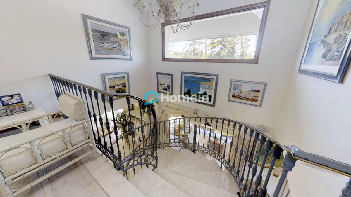 Casa ID.343 - Espectacular Masión con piscina cerrada a 100 metros del mar