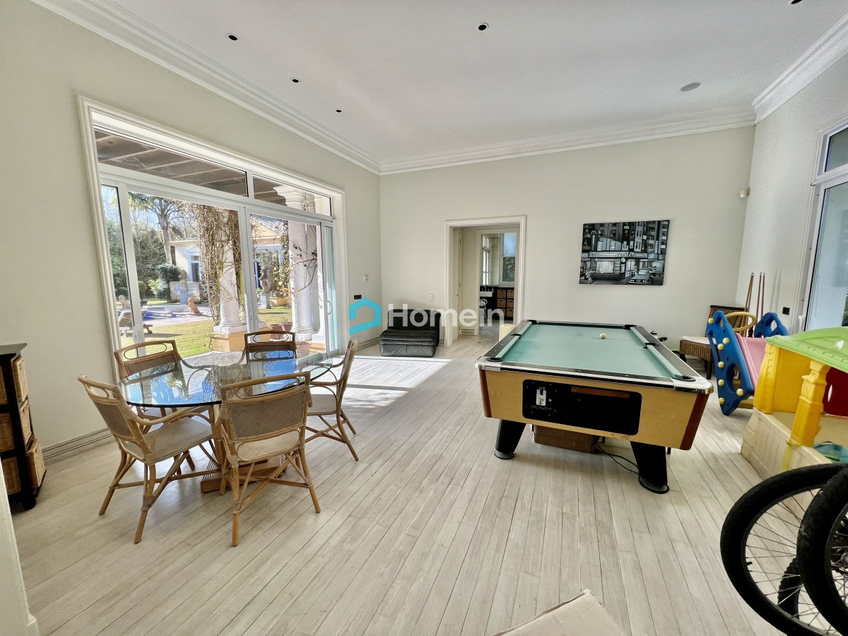 Casa ID.1540 - Espectacular Villa Italiana a pocos metros del Océano